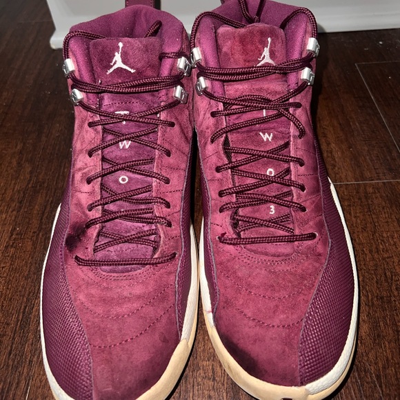 Air jordan Bordeaux 12s - Picture 1 of 3